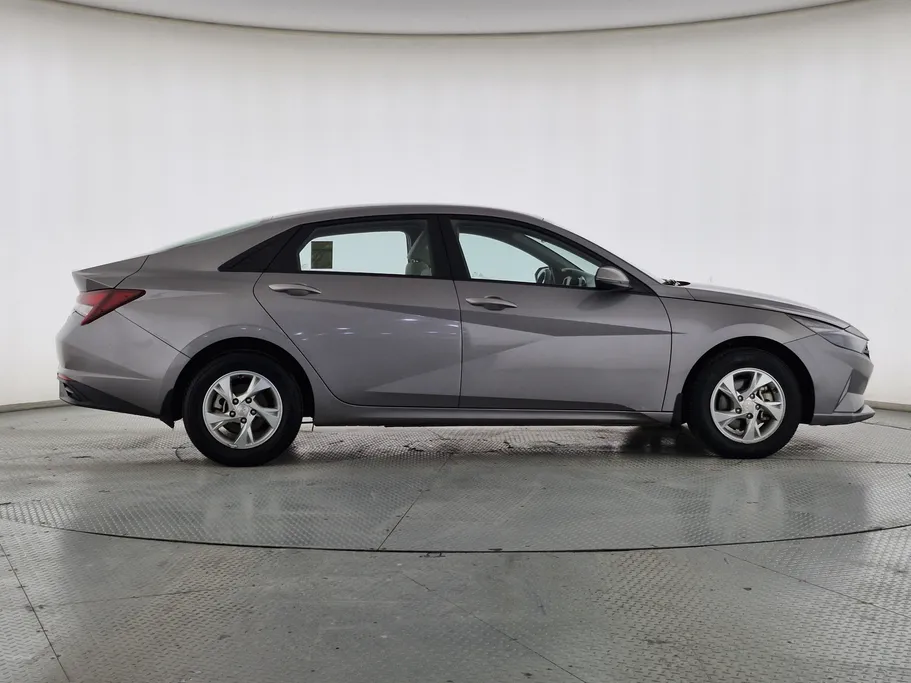 2023 Hyundai Elantra Fleet 