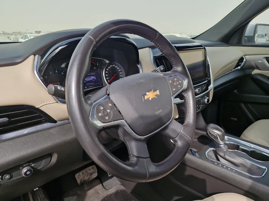 2022 Chevrolet Traverse LT 