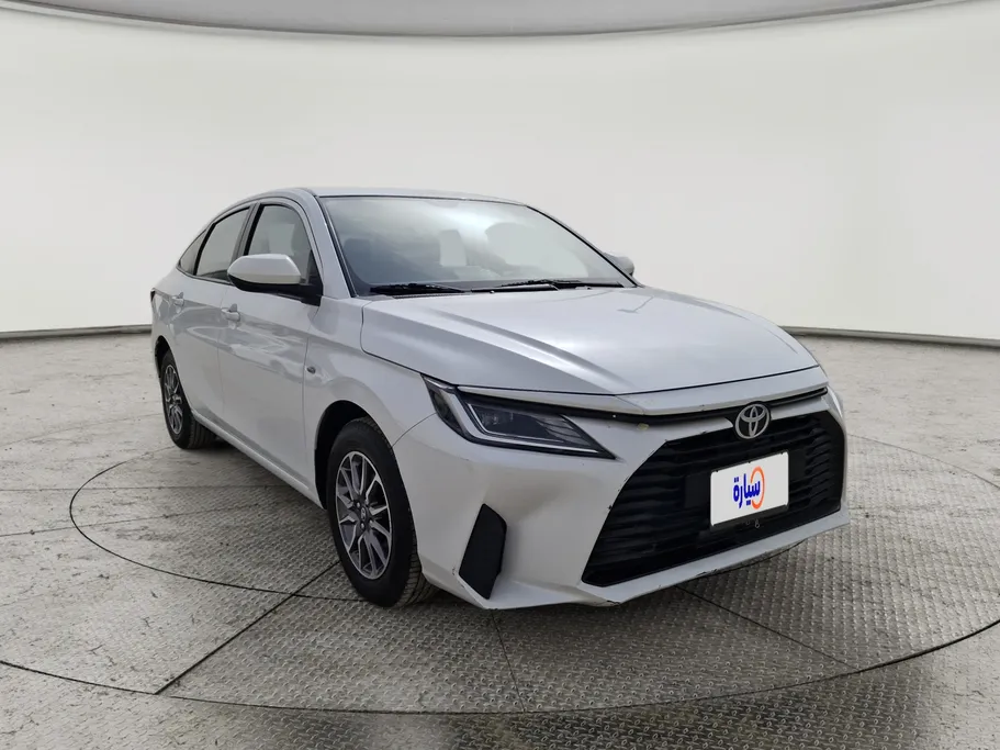 2023 Toyota Yaris  Y 