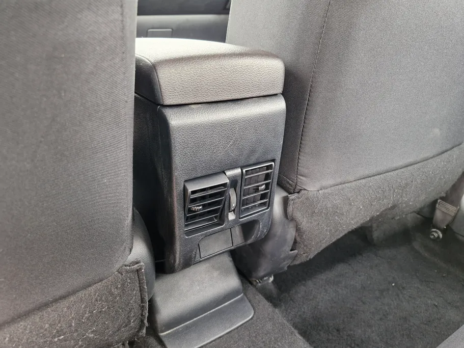 2023 Toyota Yaris  Y 