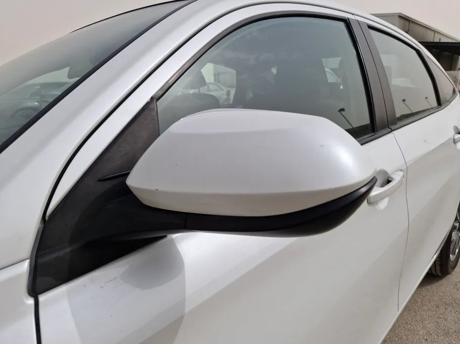 2023 Toyota Yaris  Y 