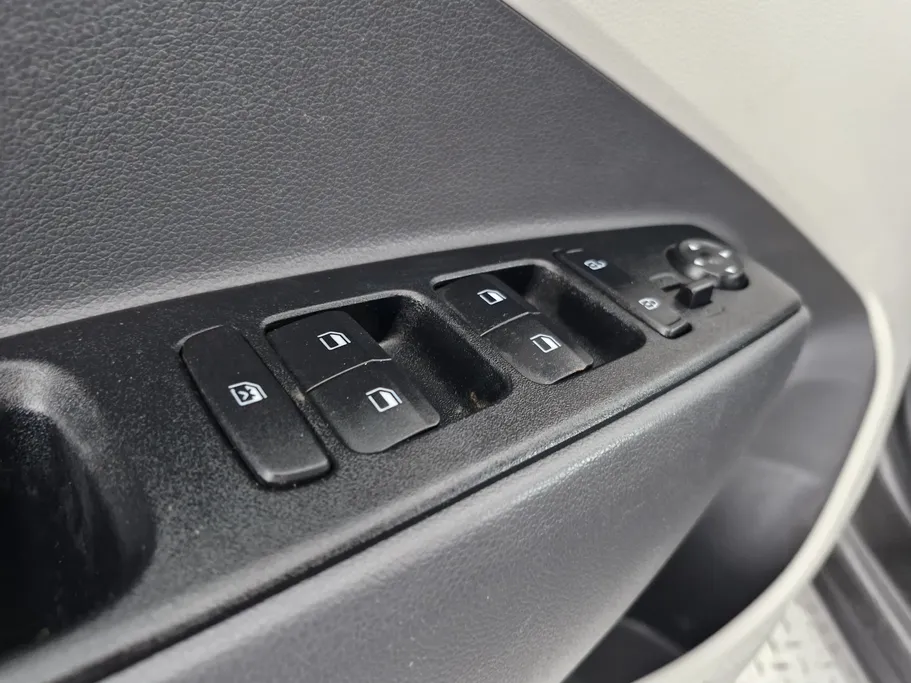 هيونداي Grand i10 فلييت 2024 