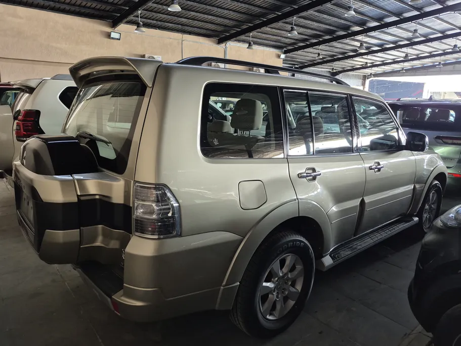 2020 Mitsubishi Pajero GLS 5Doors 