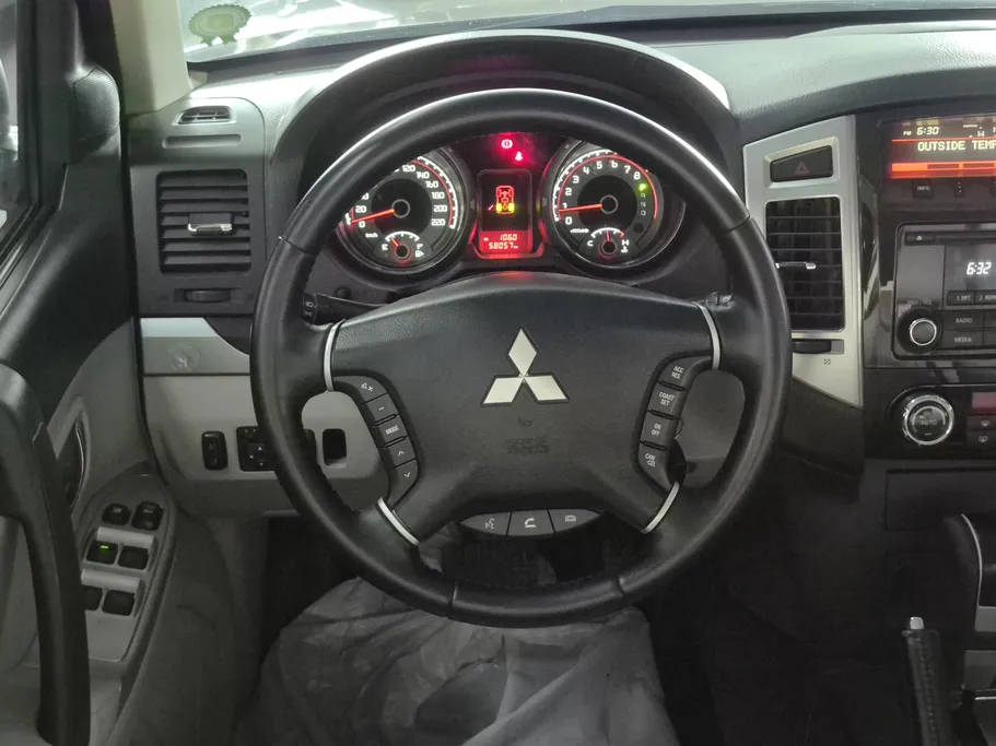 2020 Mitsubishi Pajero GLS 5Doors 