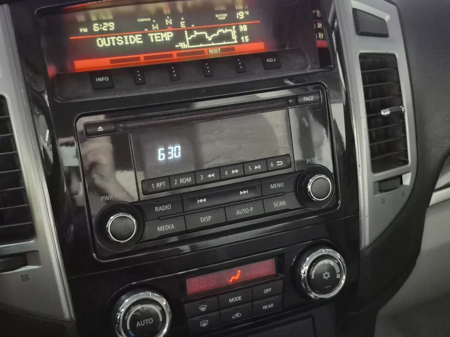 2020 Mitsubishi Pajero GLS 5Doors 