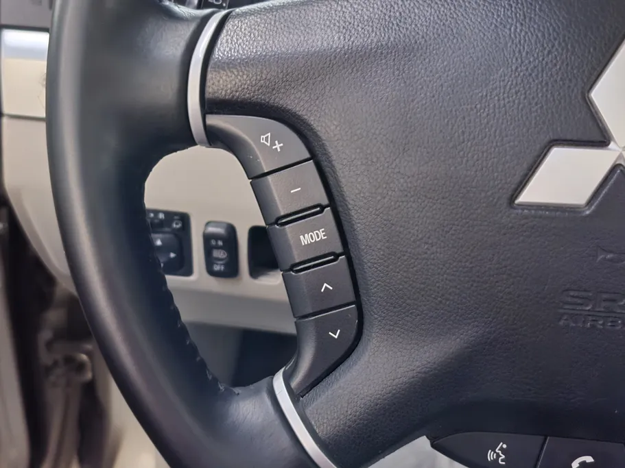 2020 Mitsubishi Pajero GLS 5Doors 