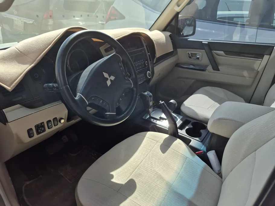 2020 Mitsubishi Pajero GLS 5Doors 