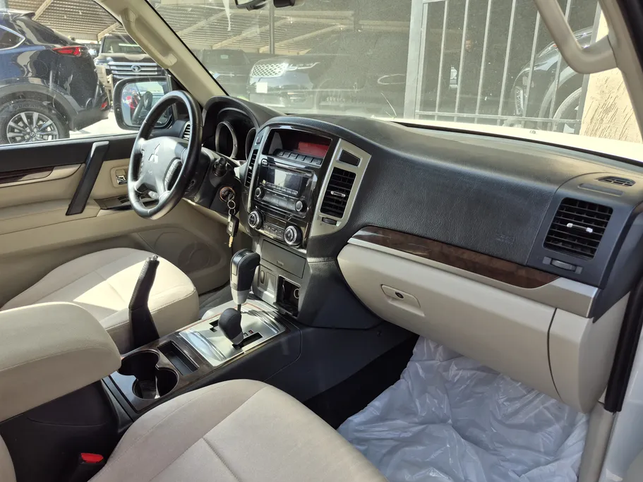 2020 Mitsubishi Pajero GLS 5Doors 