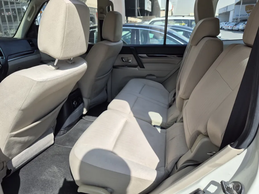 2020 Mitsubishi Pajero GLS 5Doors 