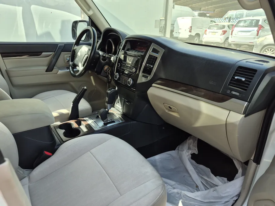 ميتسوبيشي باجيرو GLS 5Doors 2020 