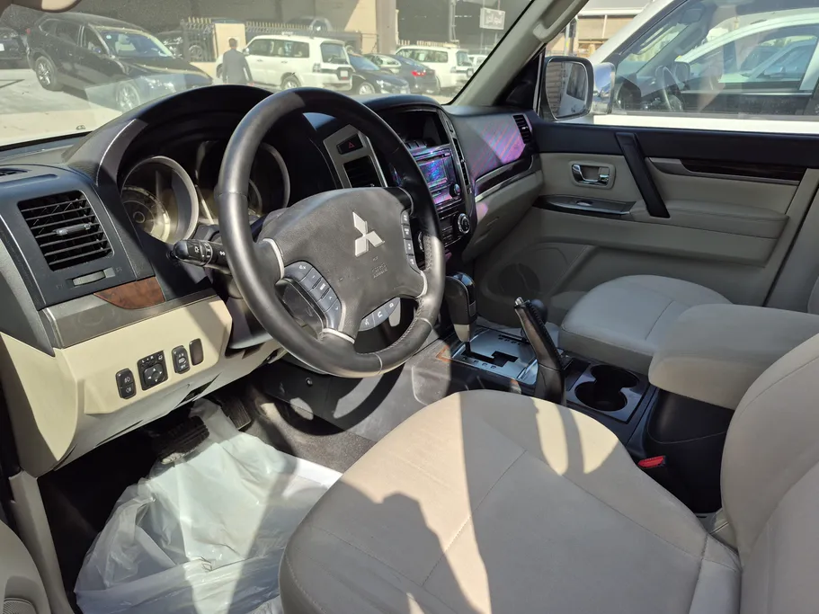 ميتسوبيشي باجيرو GLS 5Doors 2020 