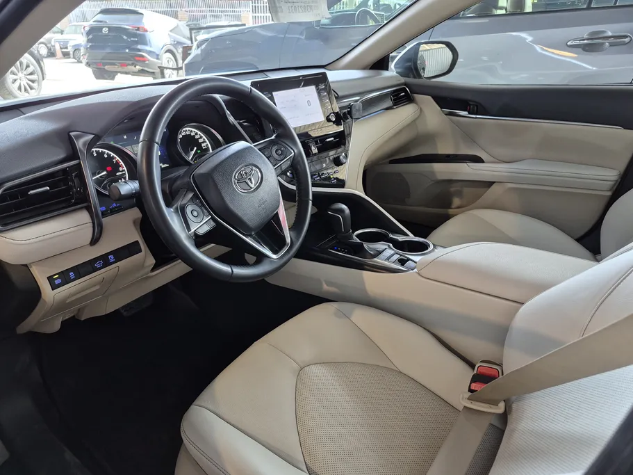 2021 Toyota Camry  Grande 