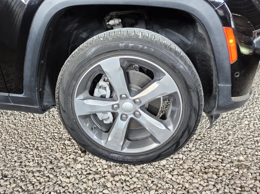 جيب جراند شيروكي ليمتد 2022 