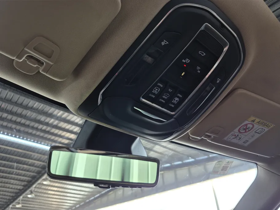 جيب جراند شيروكي ليمتد 2022 