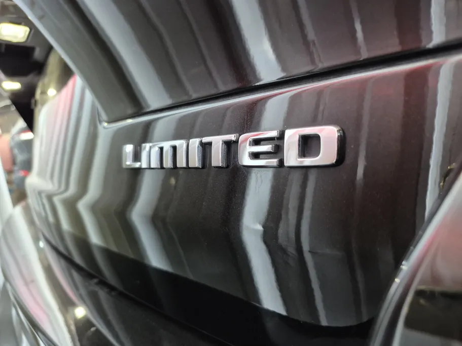 جيب جراند شيروكي ليمتد 2022 