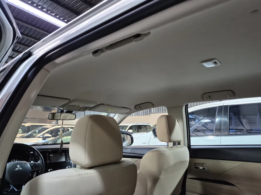 ميتسوبيشي اوتلاندر CLS 2020 