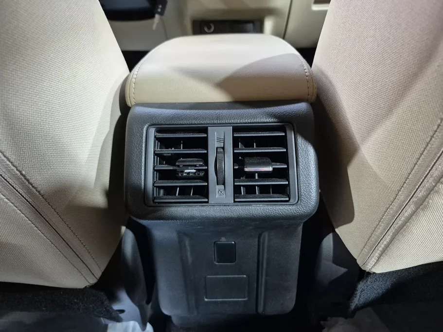 ميتسوبيشي اوتلاندر CLS 2020 