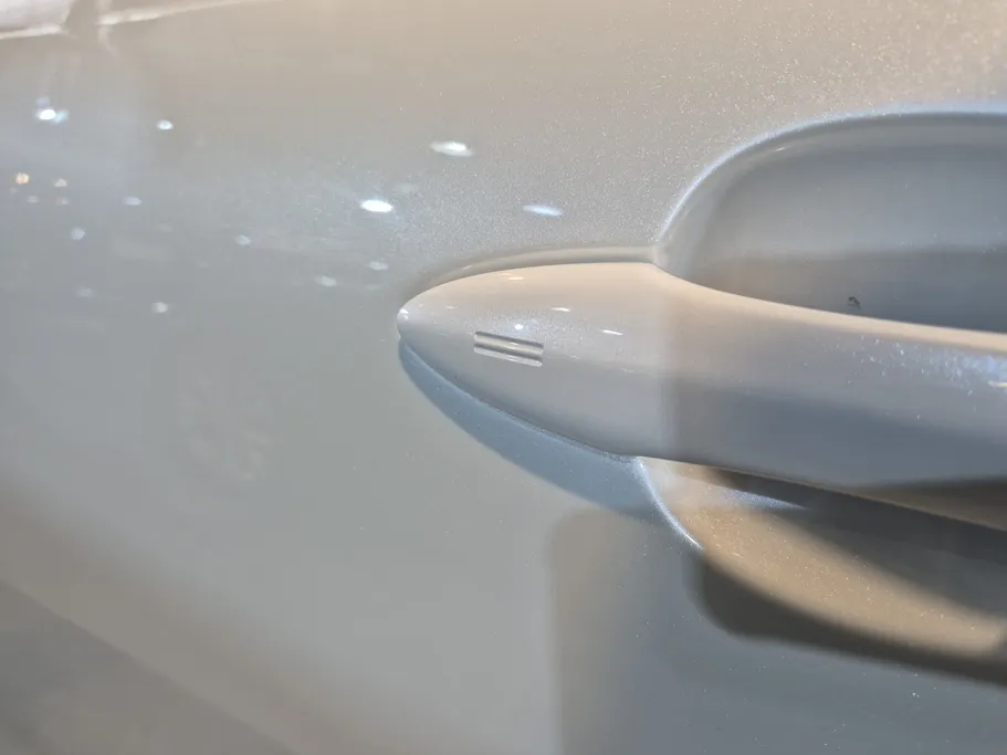 تويوتا كورولا كروس XLE HEV 2023 