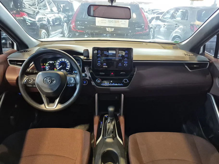 تويوتا كورولا كروس XLE HEV 2023 