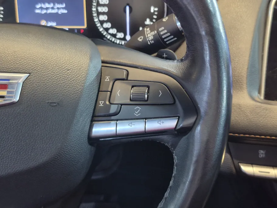 كاديلاك اكس تي 4  2020 