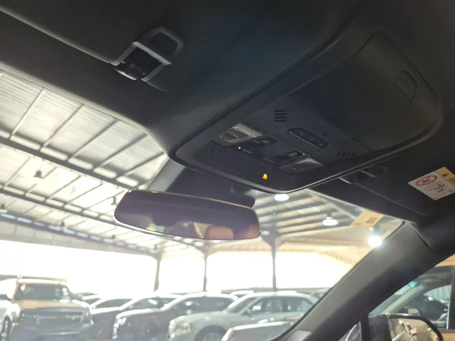 كاديلاك اكس تي 4  2020 