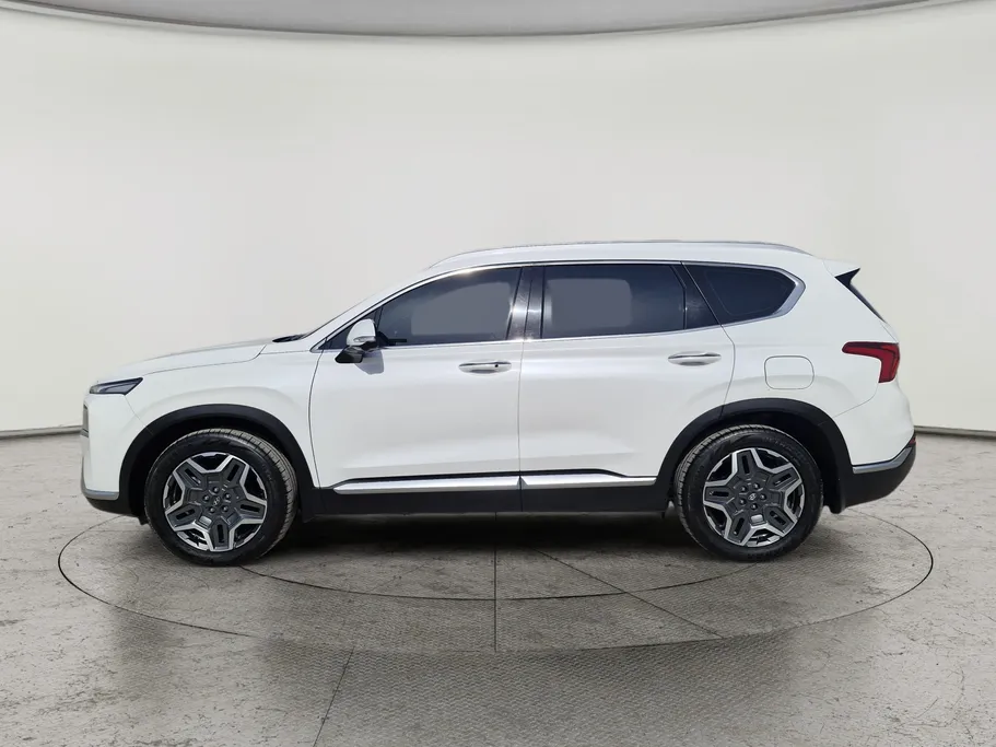 هيونداي سنتافي ميد 2023 