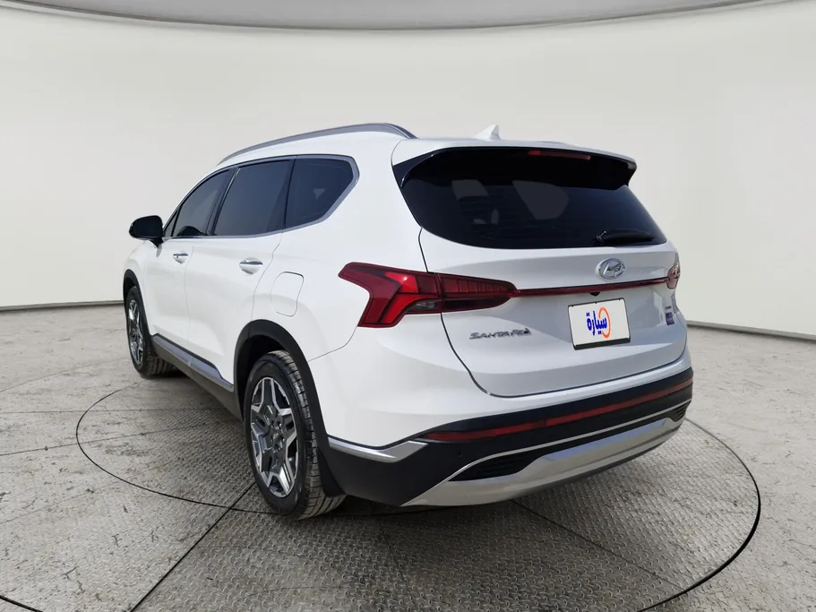 هيونداي سنتافي ميد 2023 