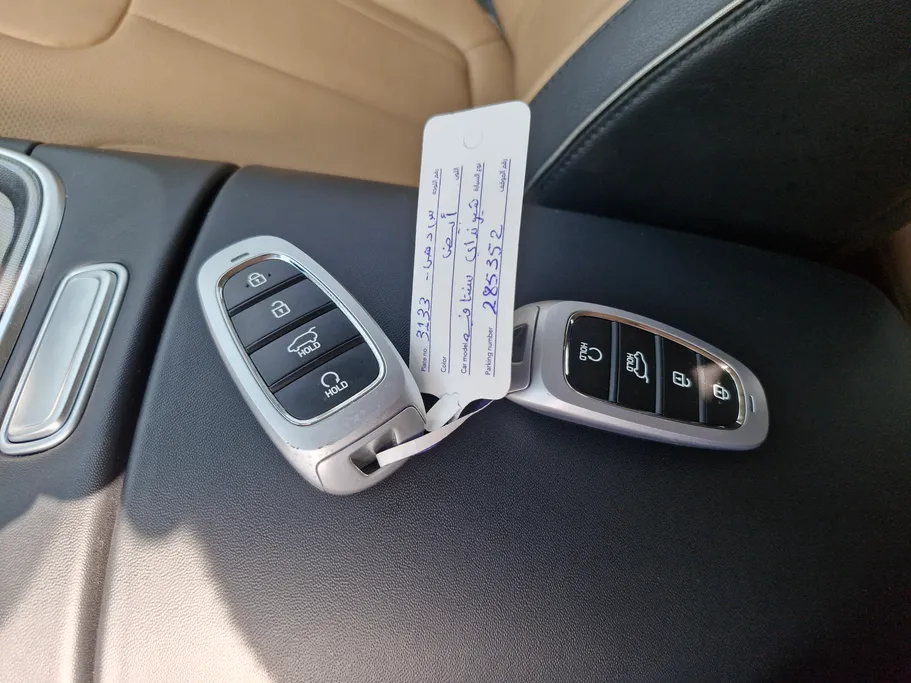 هيونداي سنتافي ميد 2023 