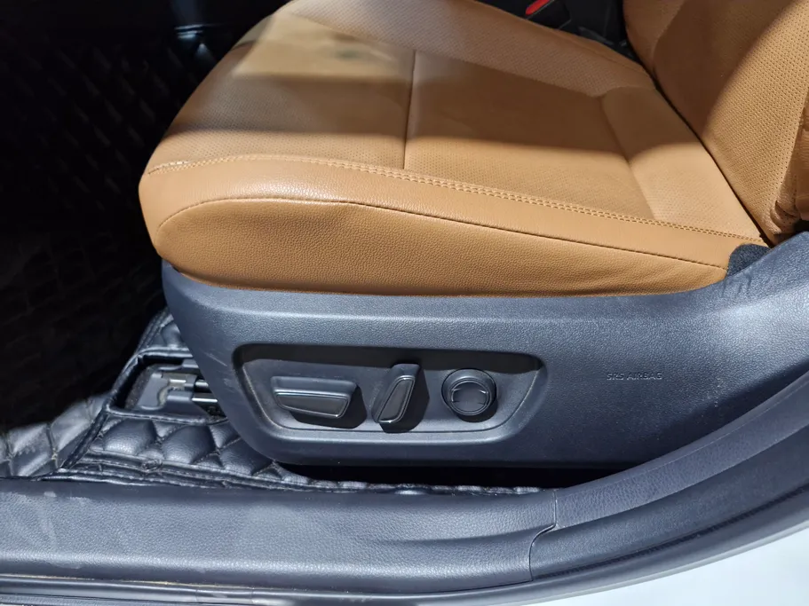 2025 Toyota Camry  Grande 