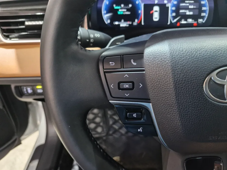 2025 Toyota Camry  Grande 