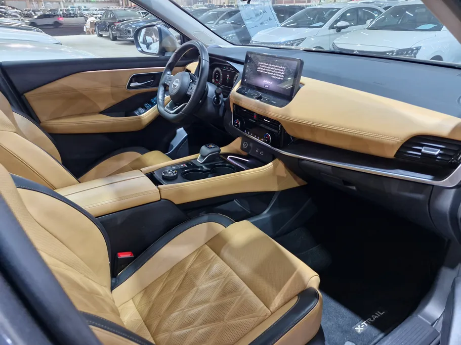2024 Nissan Xtrail SL 