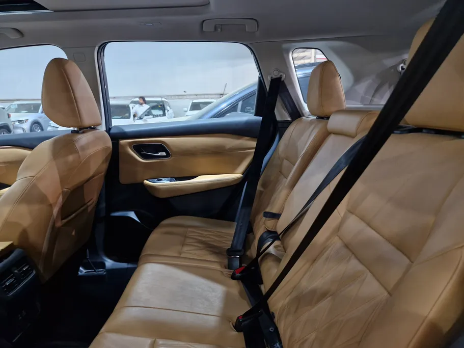 2024 Nissan Xtrail SL 