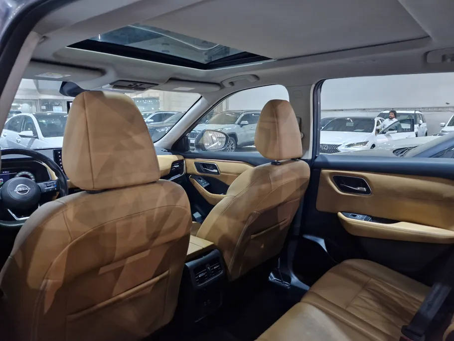 2024 Nissan Xtrail SL 