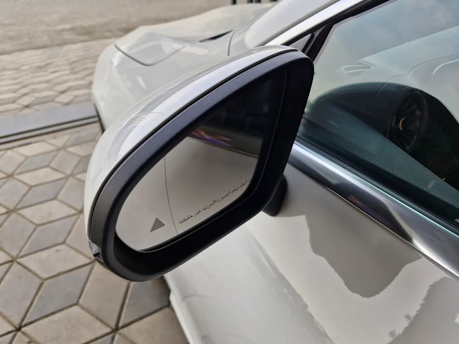 2025 Mercedes CLA 200 