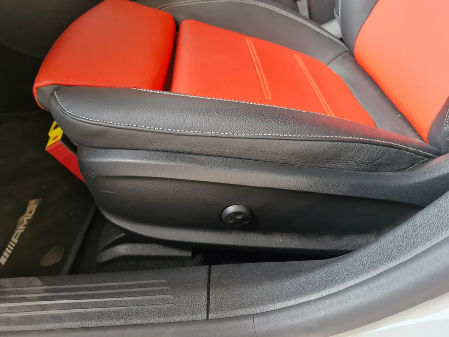 2025 Mercedes CLA 200 