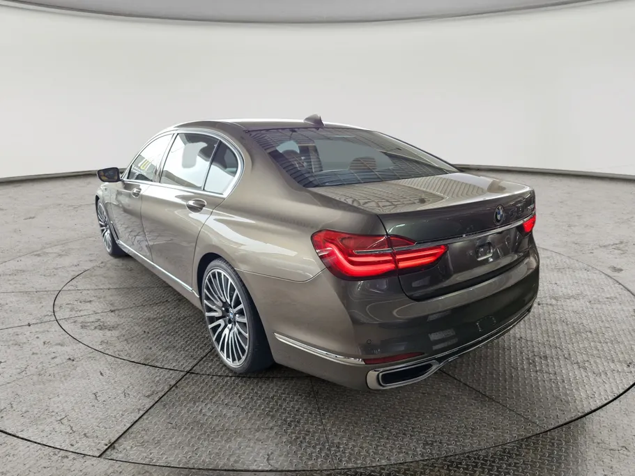 2018 BMW 7 Series 740Li 
