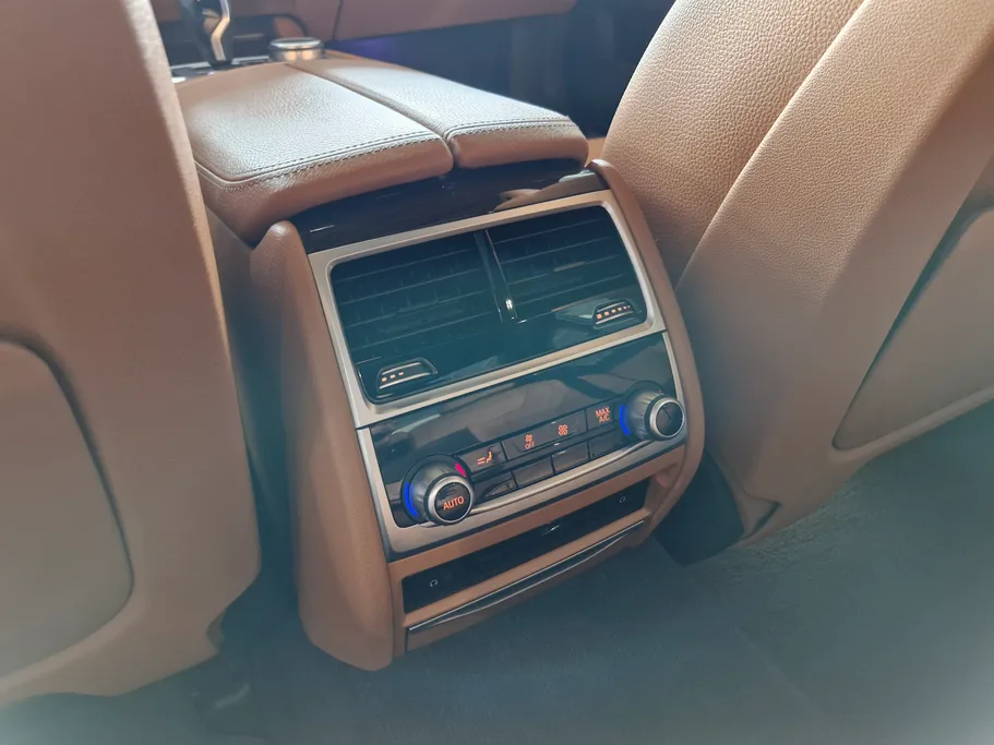 2018 BMW 7 Series 740Li 