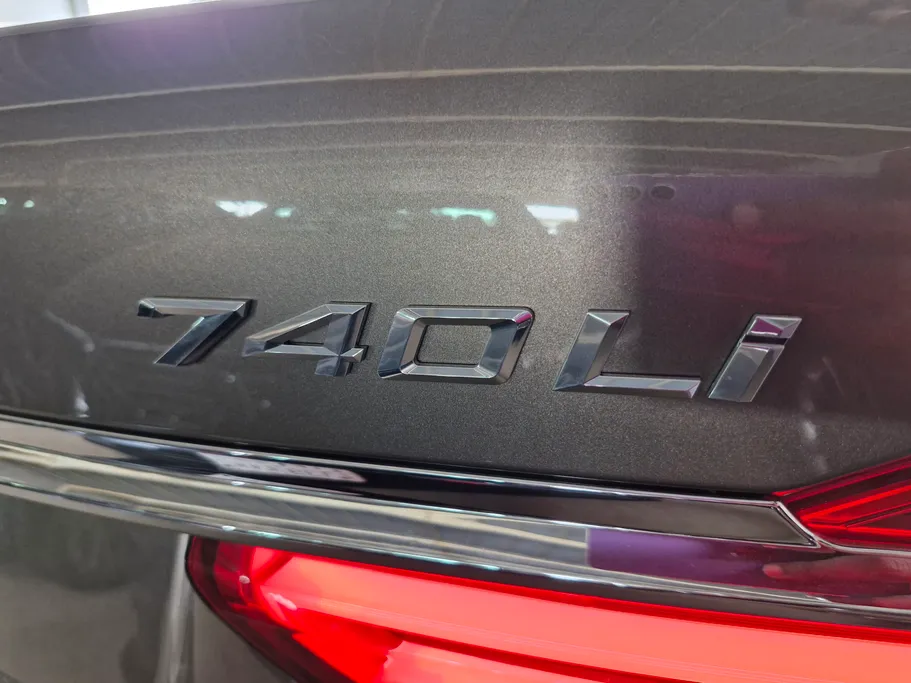 2018 BMW 7 Series 740Li 
