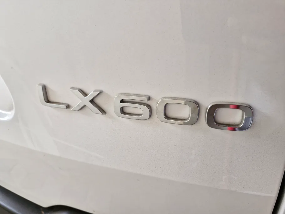 2025 Lexus LX 600 FF F-Sport 