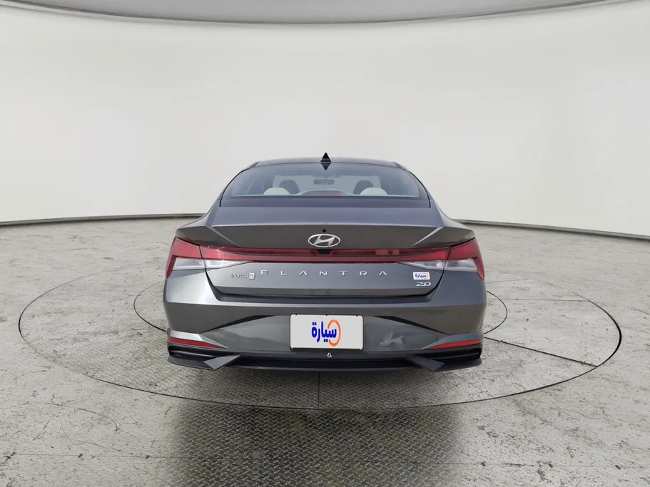 2023 Hyundai Elantra Smart 