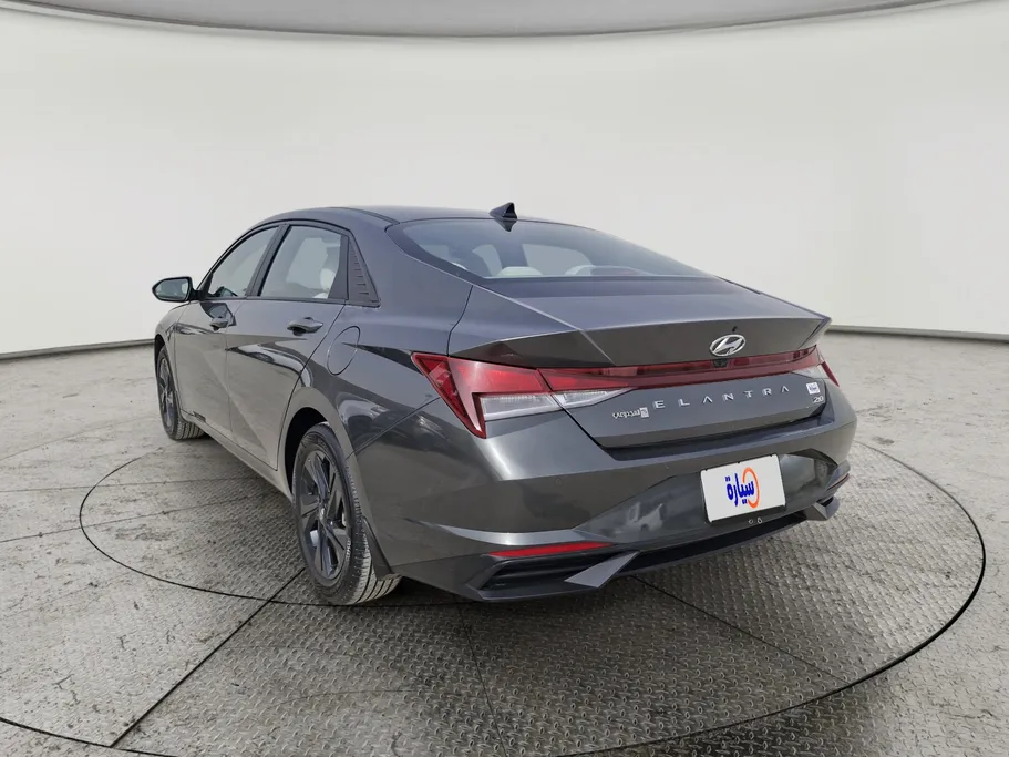 2023 Hyundai Elantra Smart 