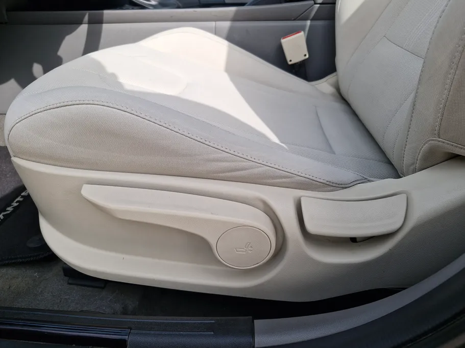 2023 Hyundai Elantra Smart 