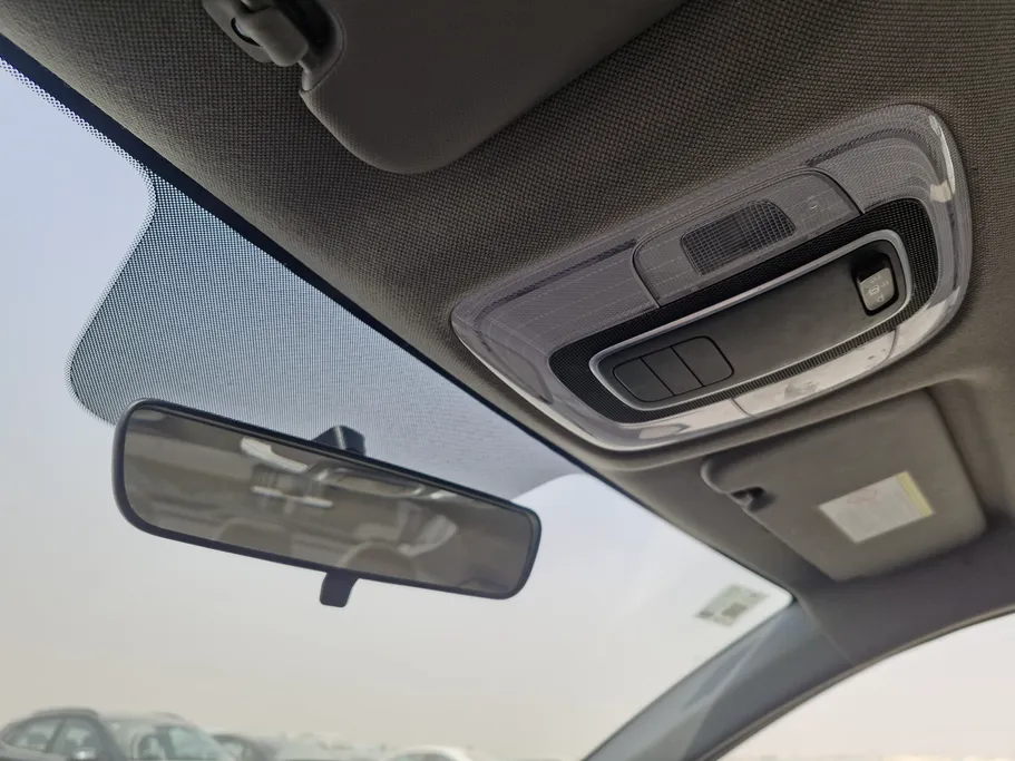 2023 Hyundai Elantra Smart 