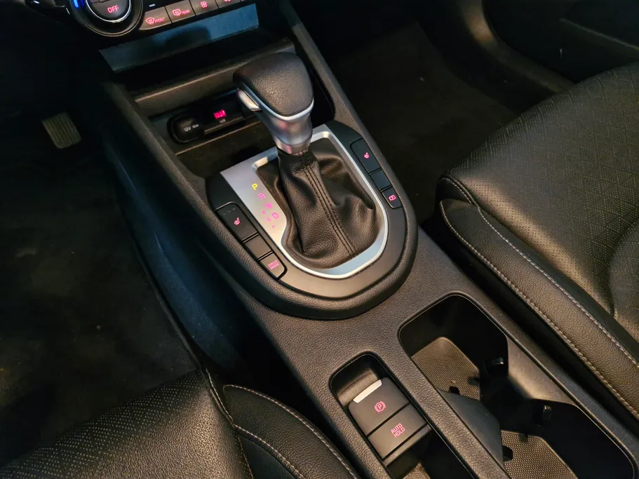 كيا K3 ال اكس 2022 