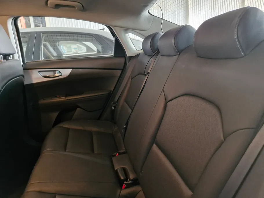 كيا K3 ال اكس 2022 