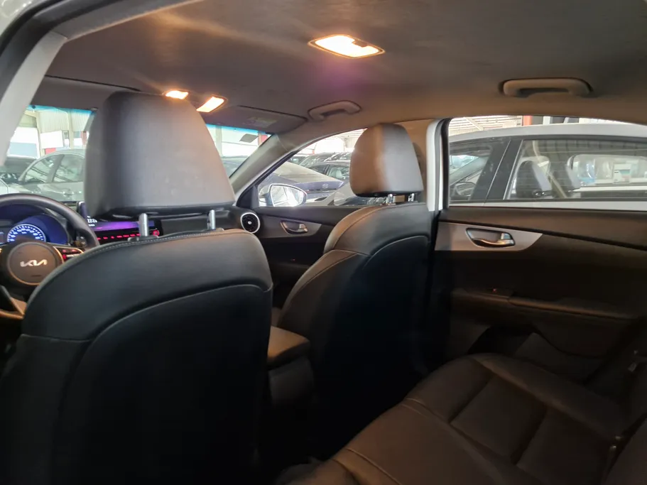 كيا K3 ال اكس 2022 