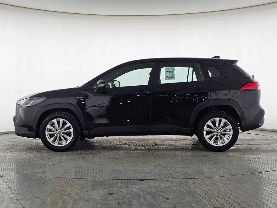 تويوتا كورولا كروس LE HEV 2021 