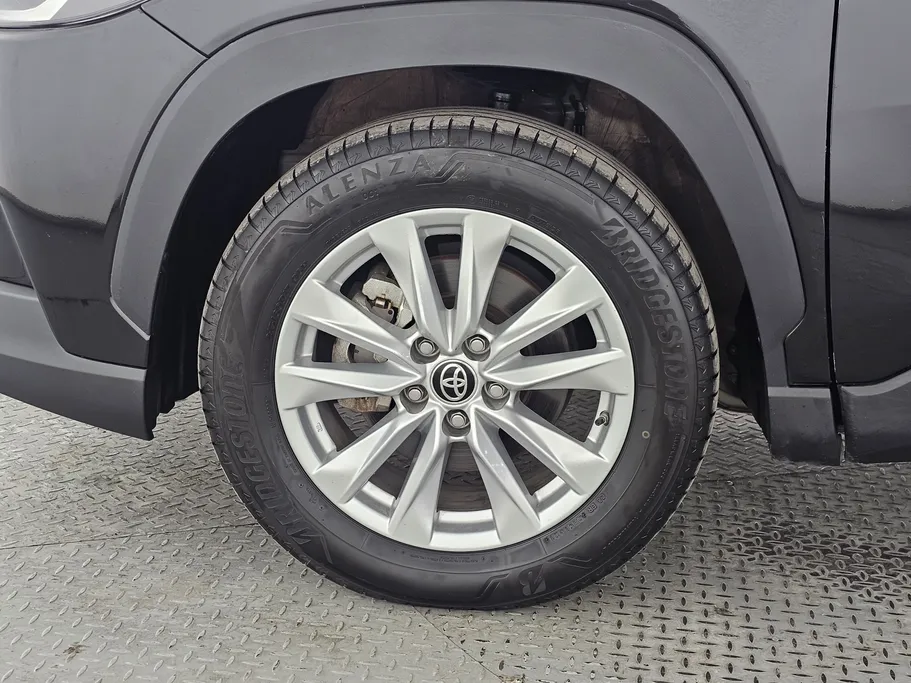 تويوتا كورولا كروس LE HEV 2021 