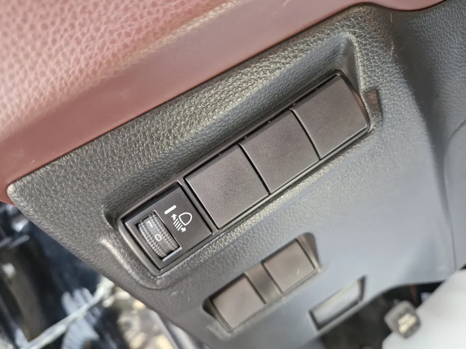 2021 Toyota Corolla Cross LE HEV 