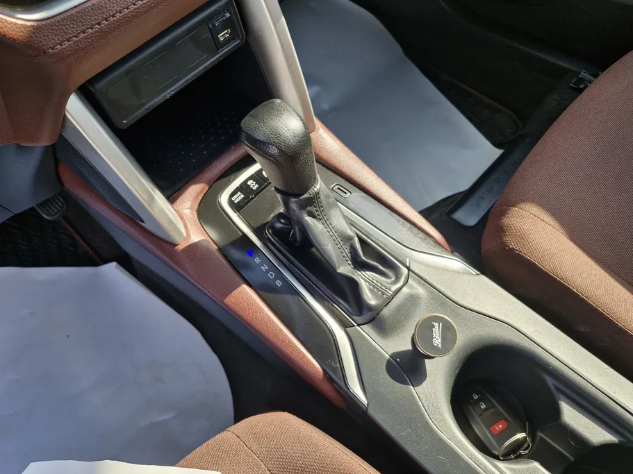 2021 Toyota Corolla Cross LE HEV 